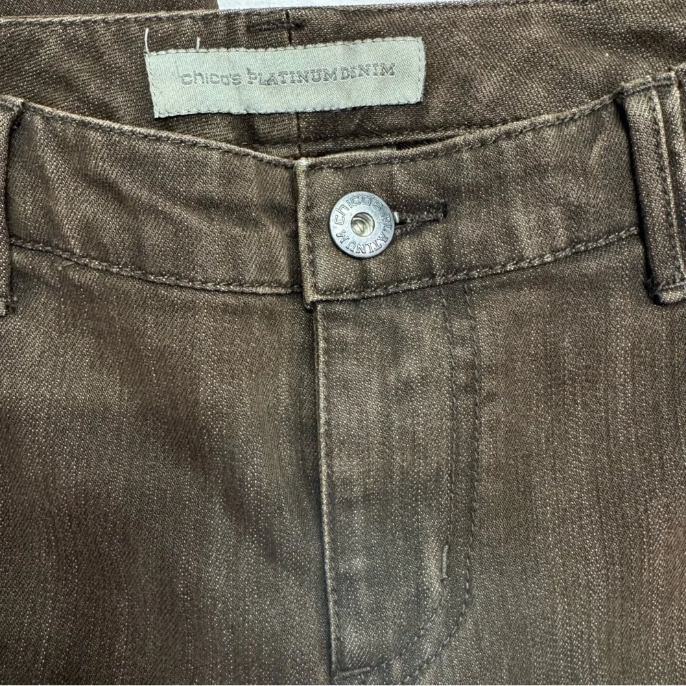 Chico’s Platinum Denim Ultimate Fit Brown Capri Jeans Cropped Button Zip Fly